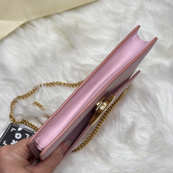 Fendi WOC - Picture 5 of 12